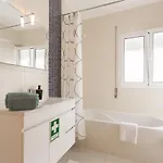 Sea Breeze Ii - Private Sea View Terrace And Office Nazare