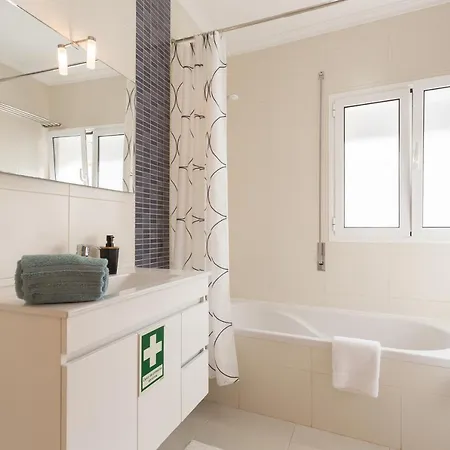 Sea Breeze Ii - Private Sea View Terrace And Office Nazare
